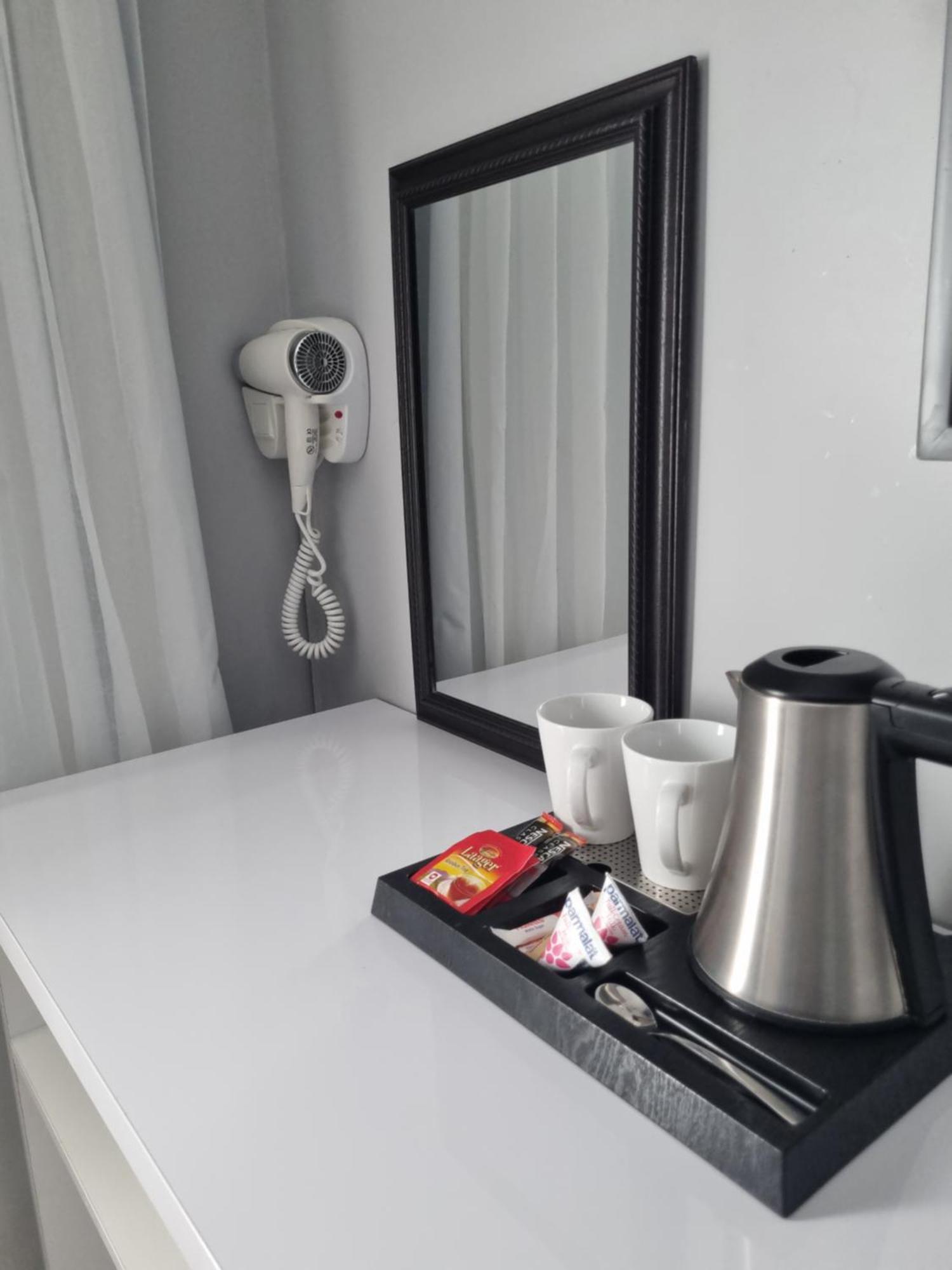 Onomo Hotel Johannesburg Сандтон Екстер'єр фото
