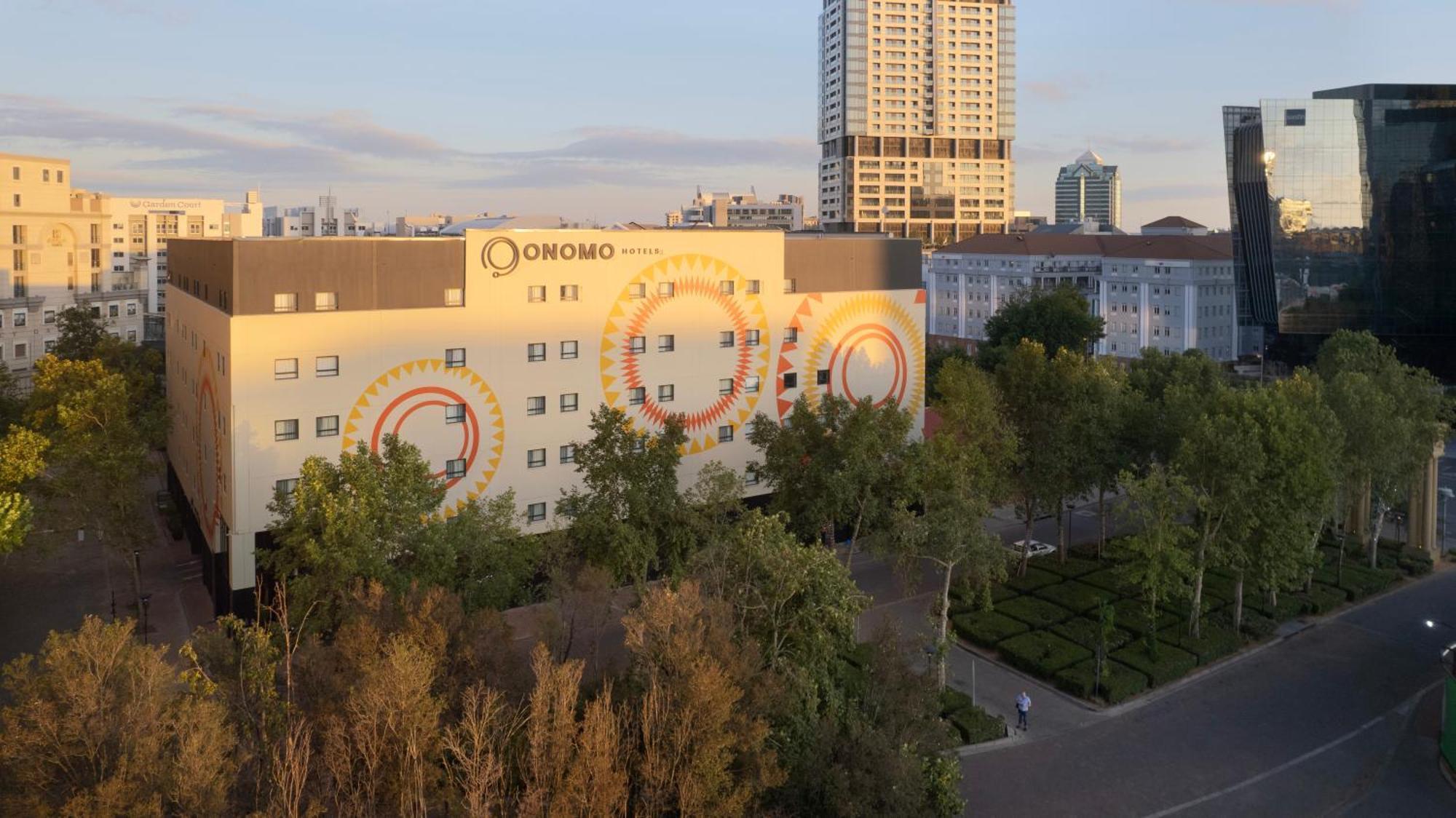 Onomo Hotel Johannesburg Сандтон Екстер'єр фото