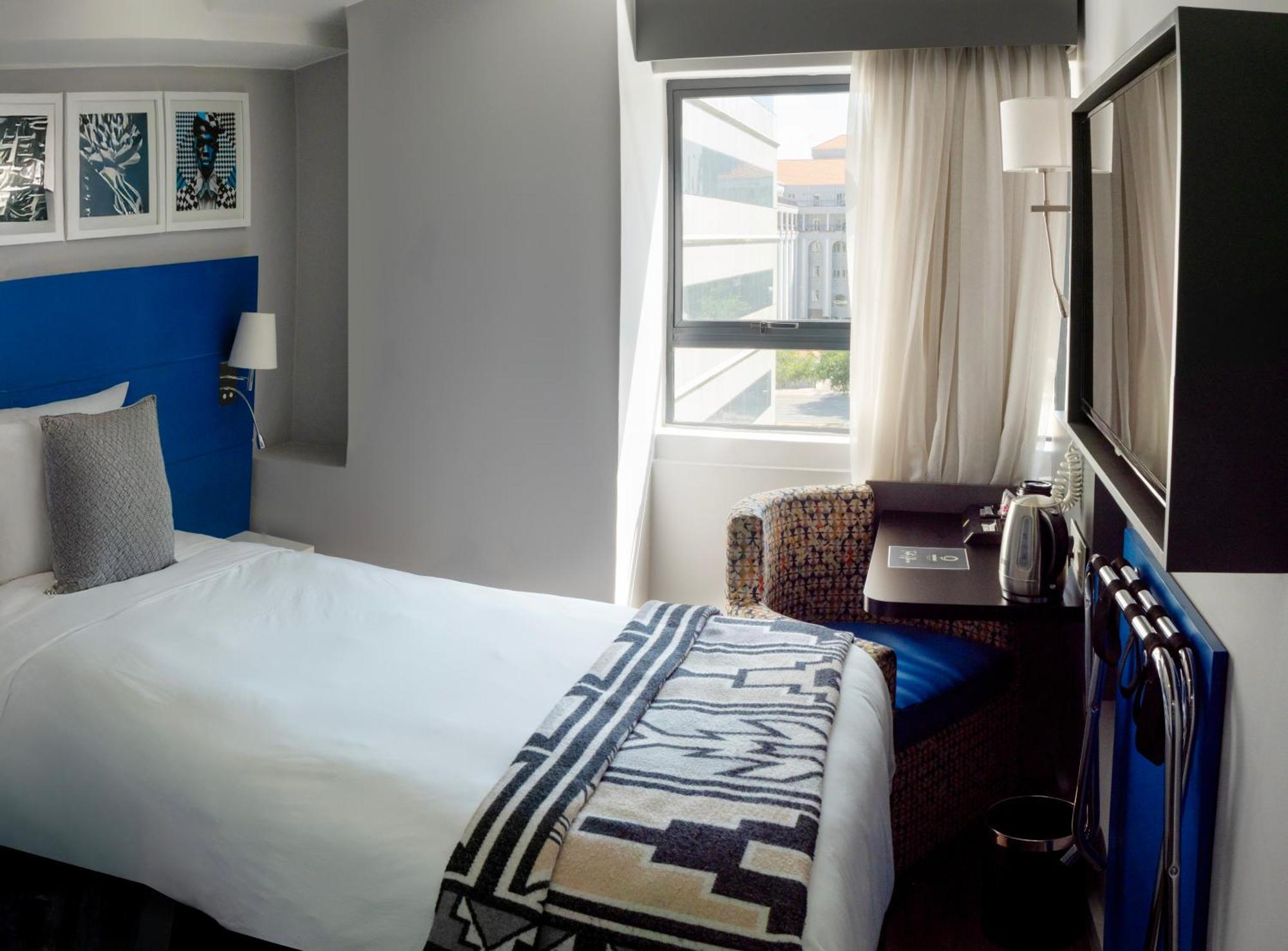 Onomo Hotel Johannesburg Сандтон Екстер'єр фото